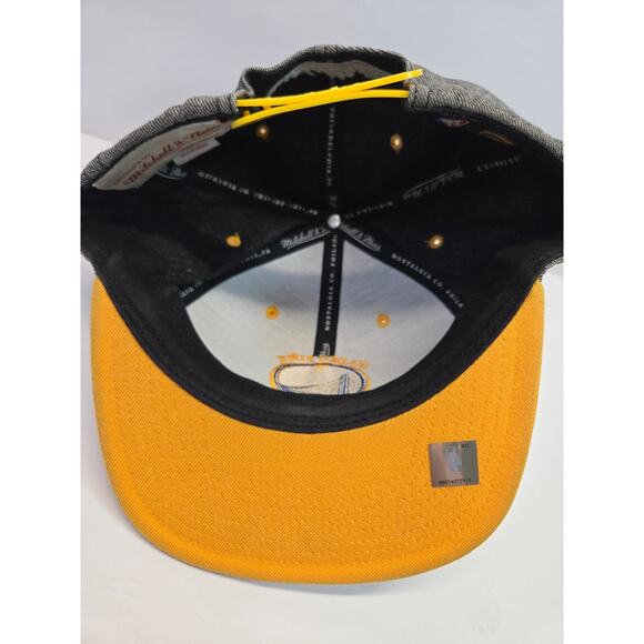 Mitchell & Ness Golden State Warriors Gray / Yellow Cap - One Size - Strapback - Picture 4 of 6